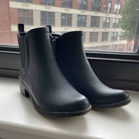 Lucky Brand | Waterproof Black Booties - Picture 1 of 4